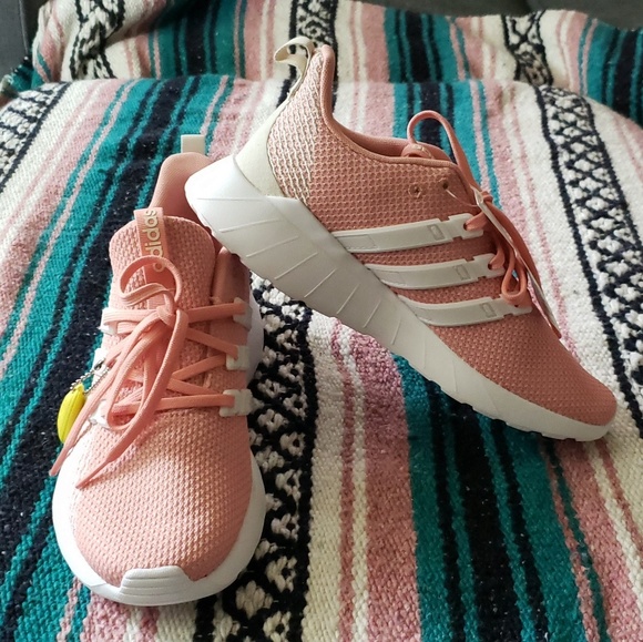 adidas Shoes - New Adidas Questar Flow Running Shoes Dust Pink